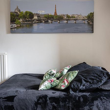 Joli Appartement Dans Eco Quartier Residentiel Saint-Ouen  Buitenkant foto